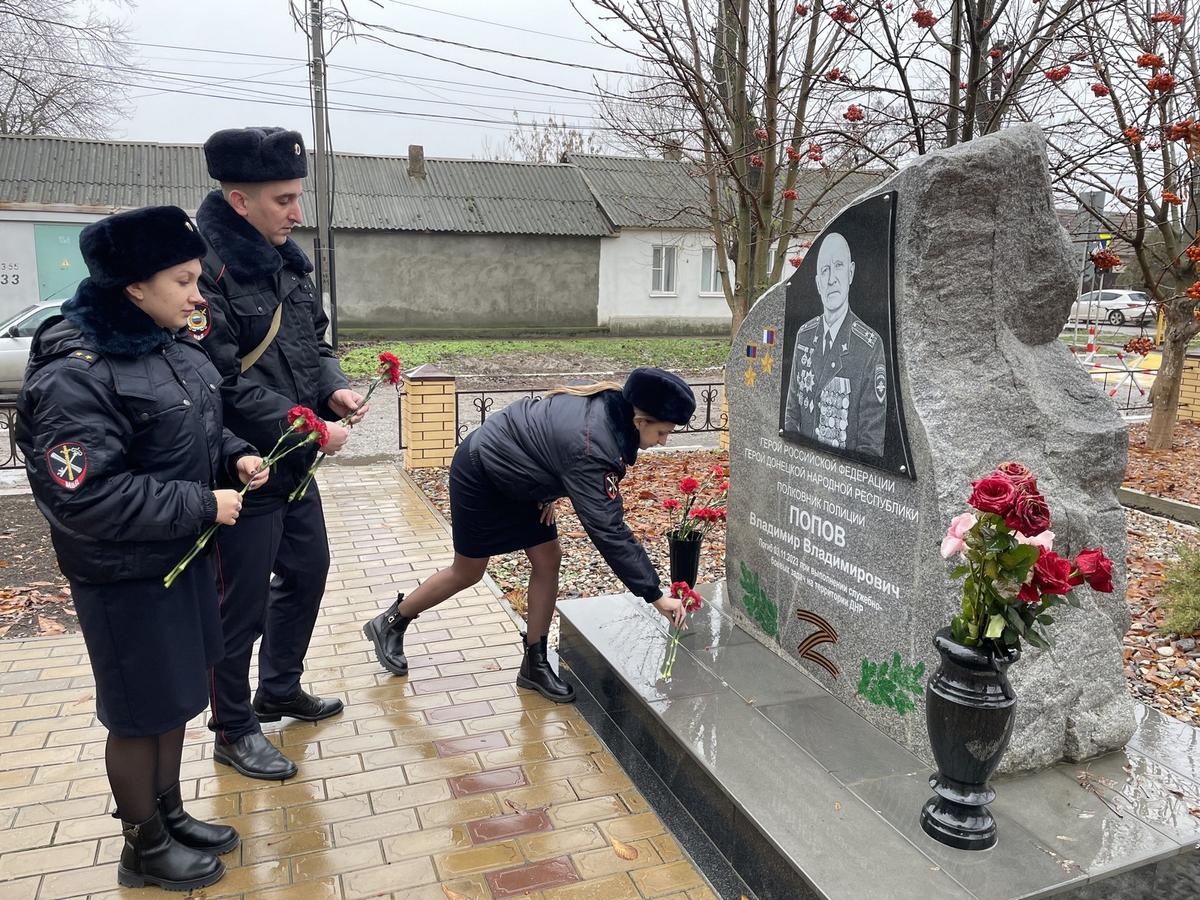 Память Героя России Владимира Попова почтили в Буденновске