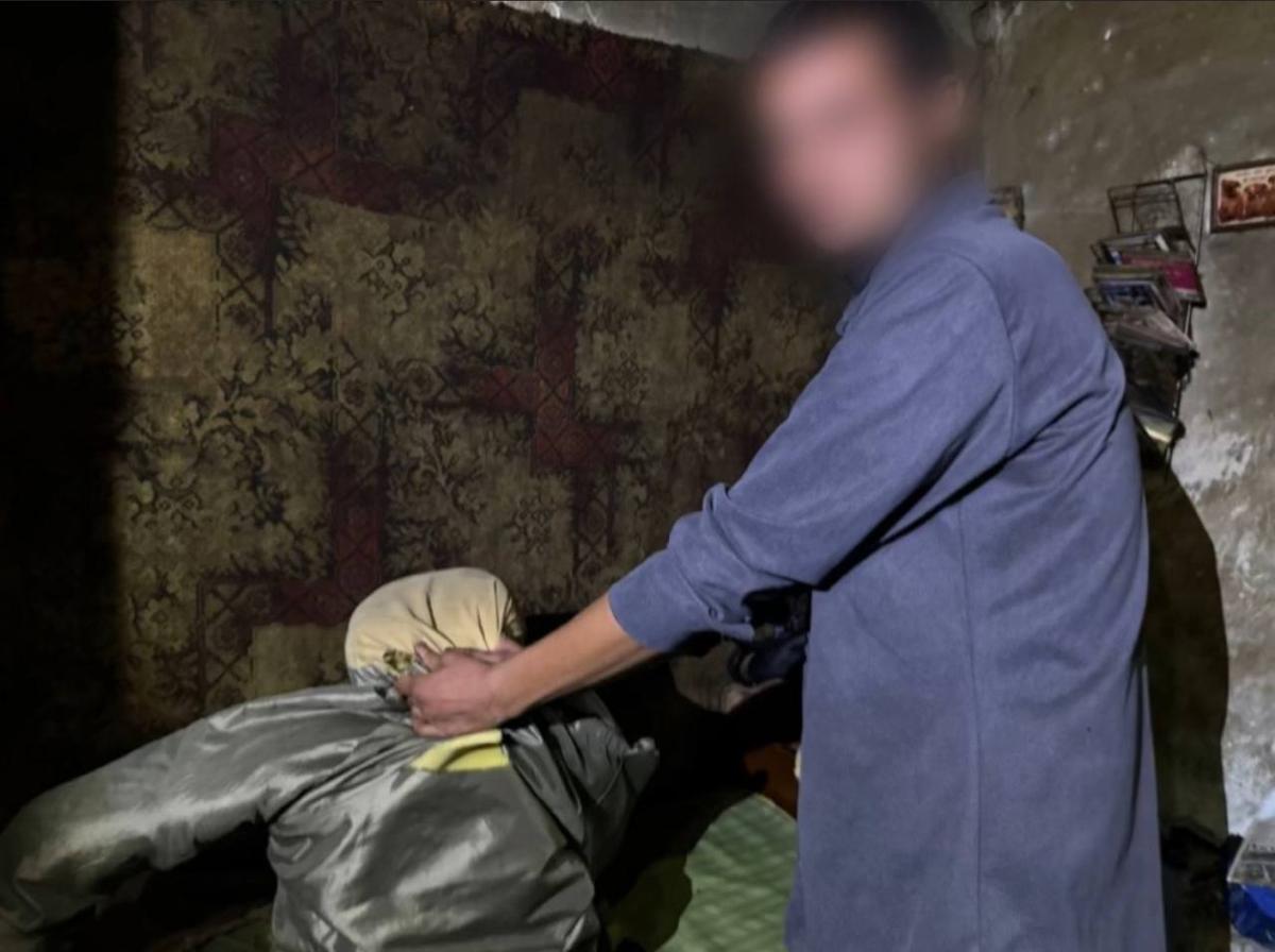 В Кочубеевском округе мужчину осудили за убийство соседки