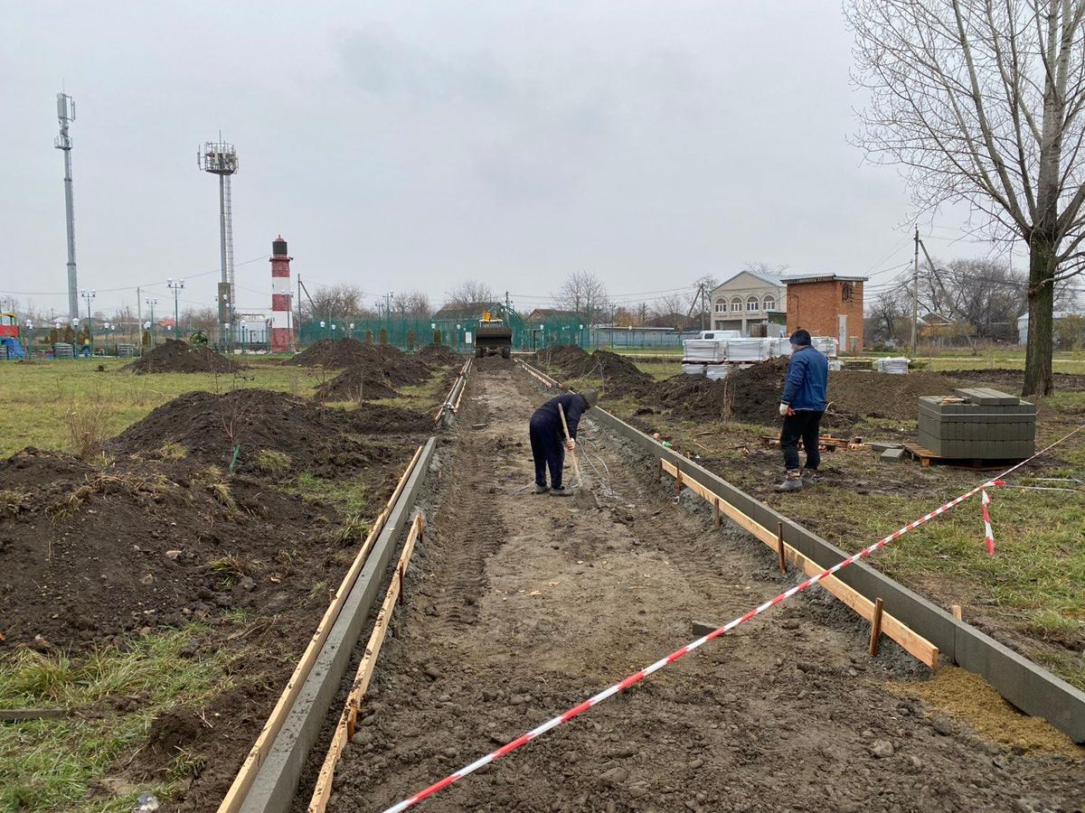 В сквере у «Маяка» в Новоалександровске обустроят новую зону отдыха