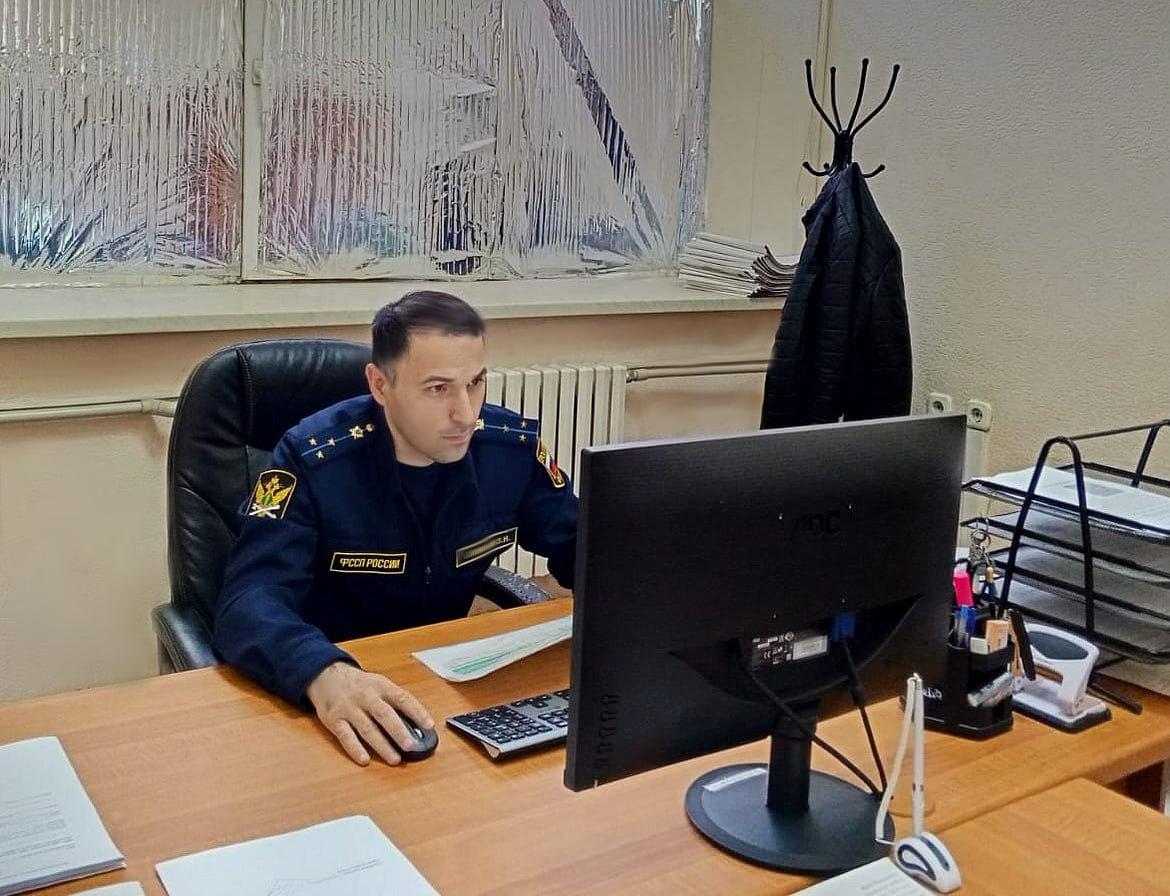 Пятигорские приставы помогли работникам получить долг по зарплате