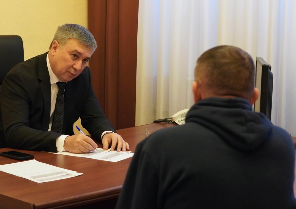 Начальник УФСИН Ставропольского края Анзор Ирисханов лично принял ставропольцев