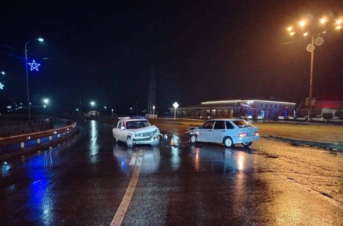 В ДТП на участке кругового движения на Ставрополье травмы получил ребенок