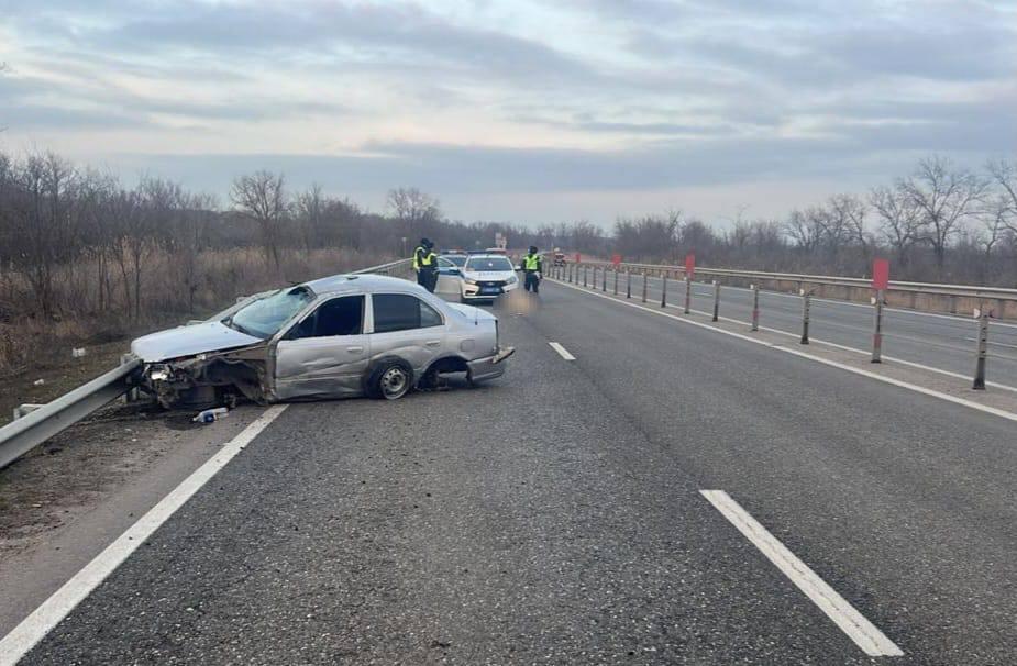 Водитель иномарки погиб в Советском округе, зацепив тросовое ограждение