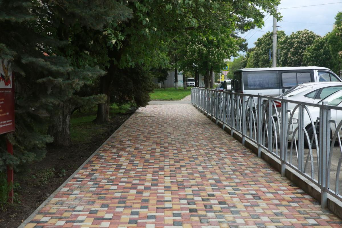 В Ставрополе на Тельмана завершили обновление тротуара