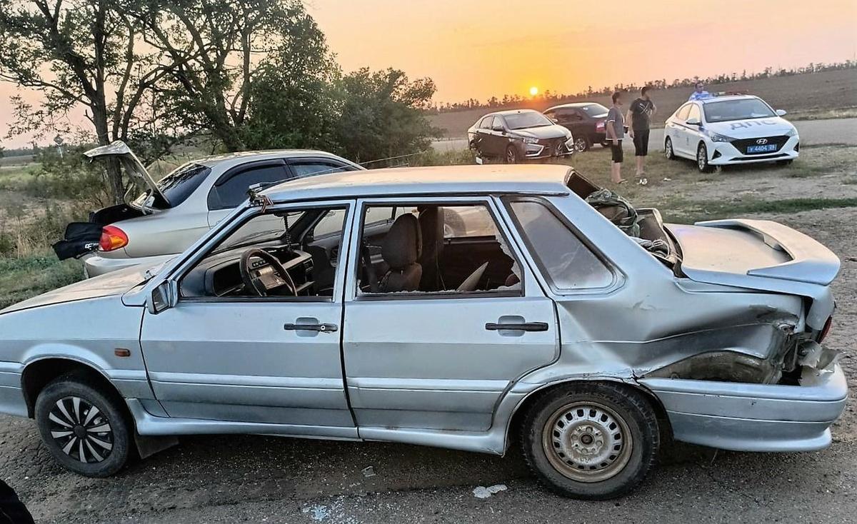 Маленький ребенок и взрослый пассажир пострадали в ДТП в Туркменском округе