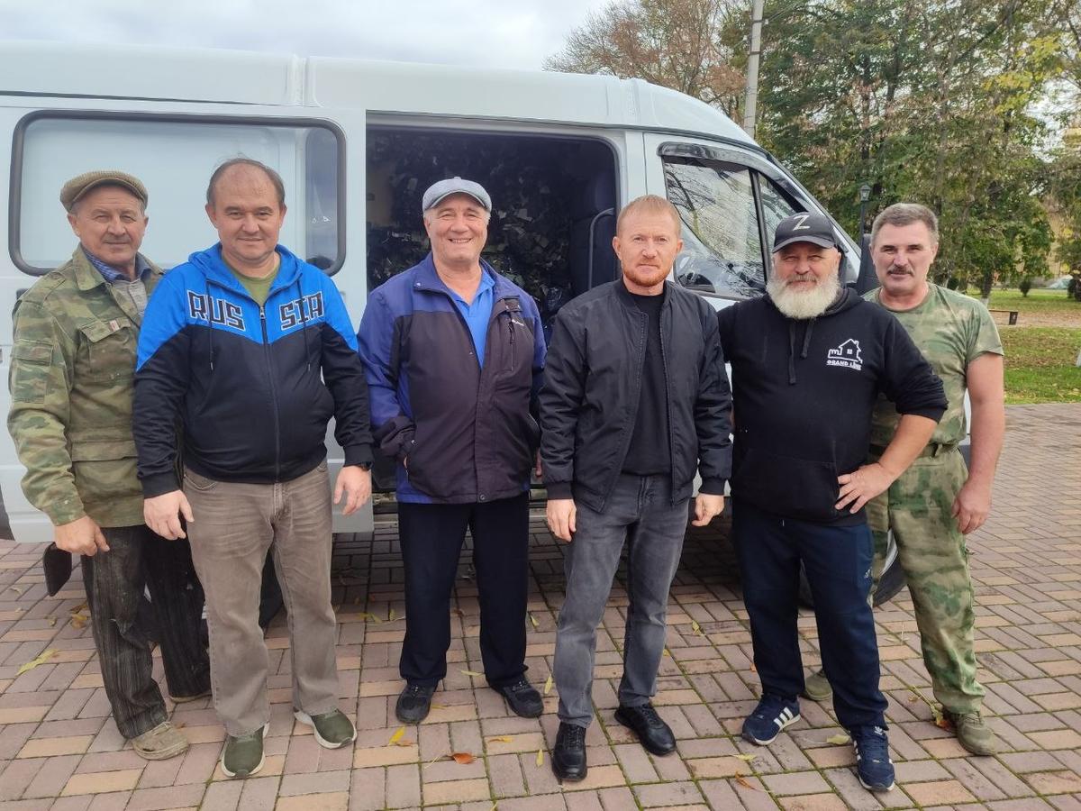 700-килограммовый гуманитарный груз передали бойцам СВО новопавловские казаки