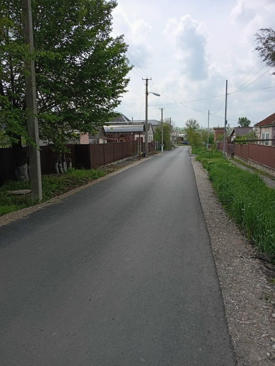 В Андроповском округе на радость селянам в 2025 отремонтировали более 7 км дорог