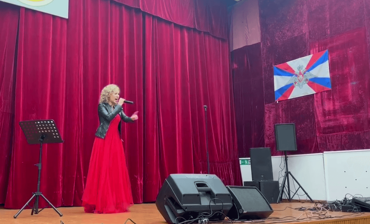 Ставропольский бизнесмен организовал концерт для бойцов в госпитале Минобороны