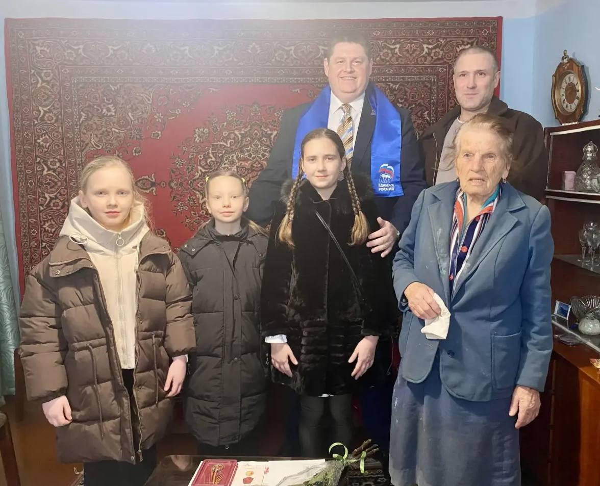 Владимир Путин персонально поздравил с 97-летием жительницу Кисловодска