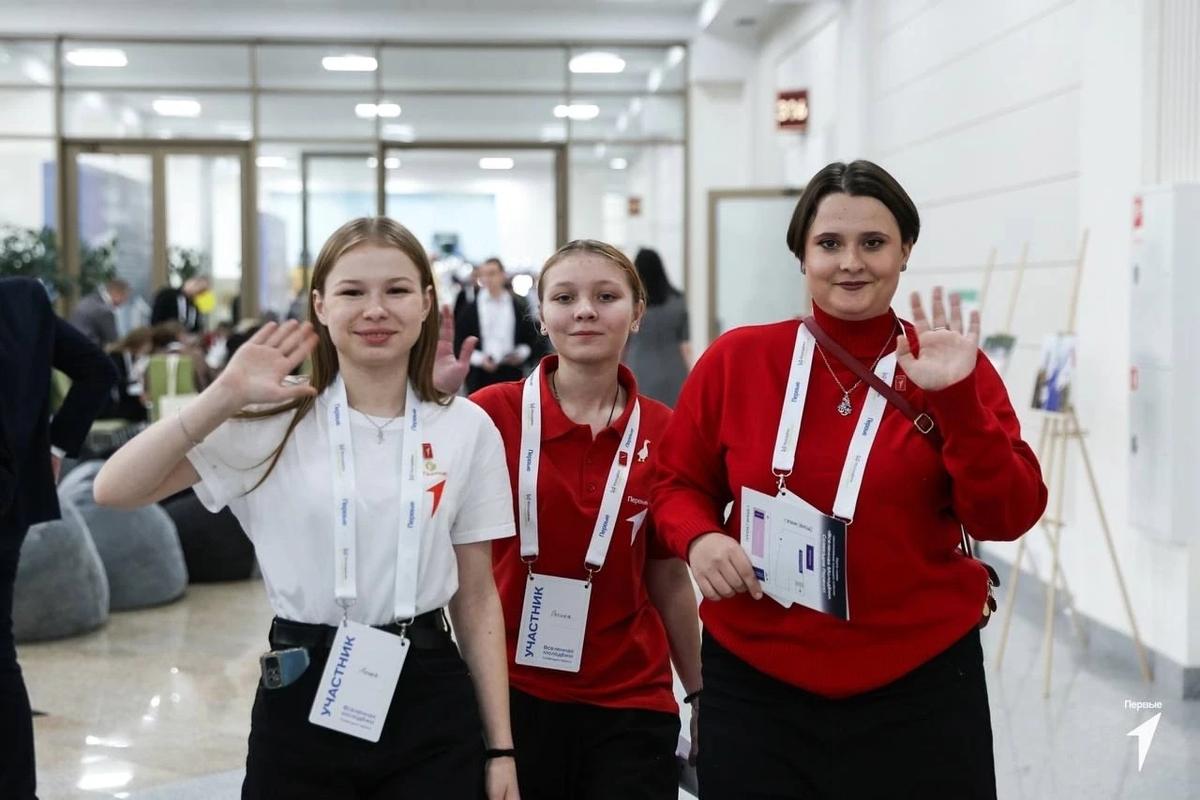 В Арзгирском округе молодой учитель создала лучшую первичку Движения Первых