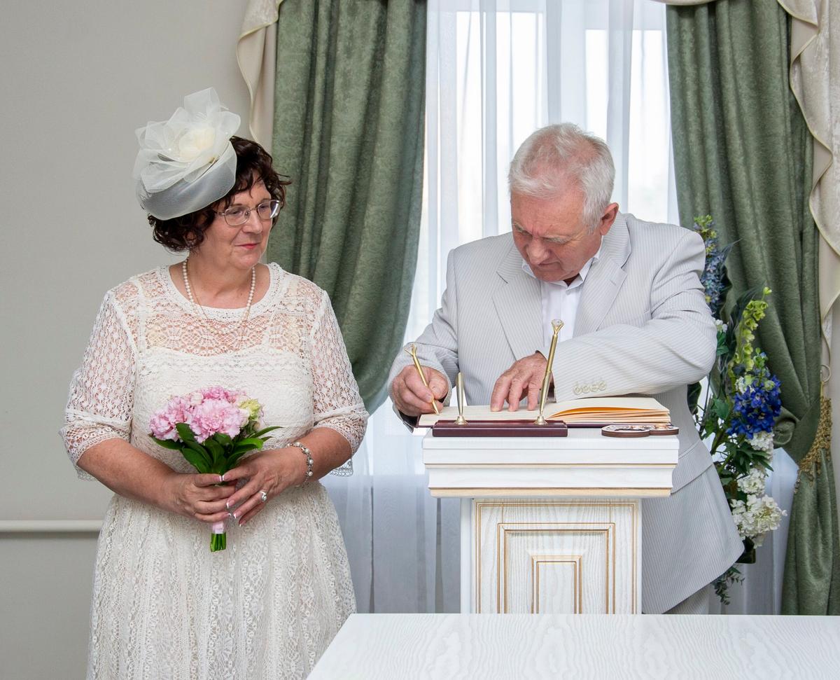 Более 500 юбилеев свадьбы торжественно отпраздновали в 2025 году на Ставрополье