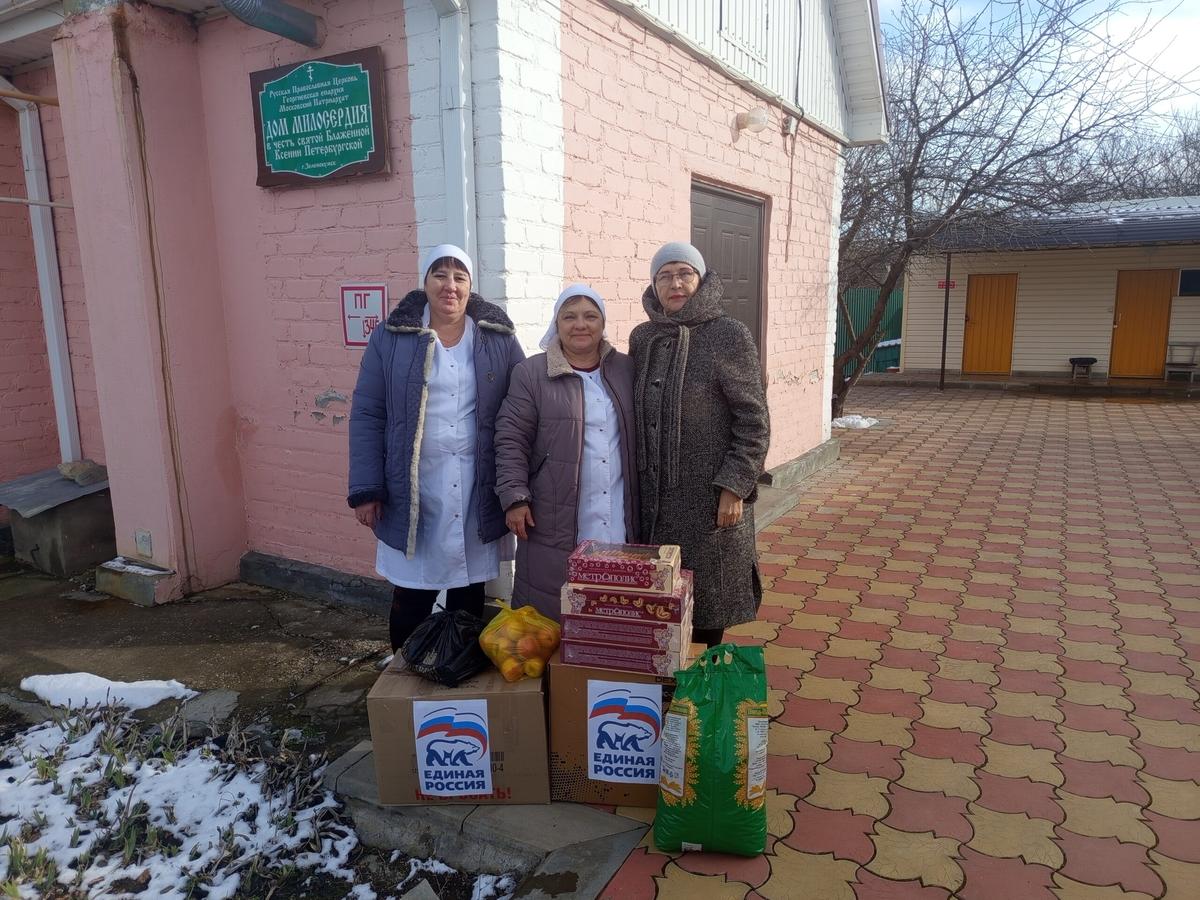 На Ставрополье поздравили постояльцев в Домах милосердия