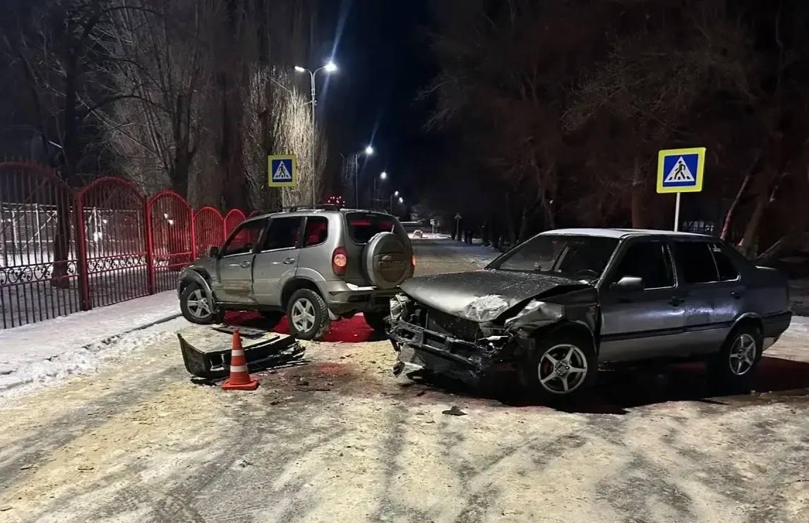 Водитель внедорожника попала в больницу после ДТП с легковым авто в Светлограде