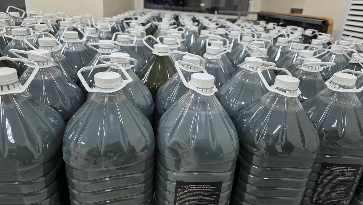 Более тонны натурального мыла из Предгорья отправили на передовую