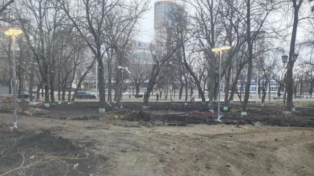 В Ставрополе продолжается обустройство сквера по проспекту Карла Маркса