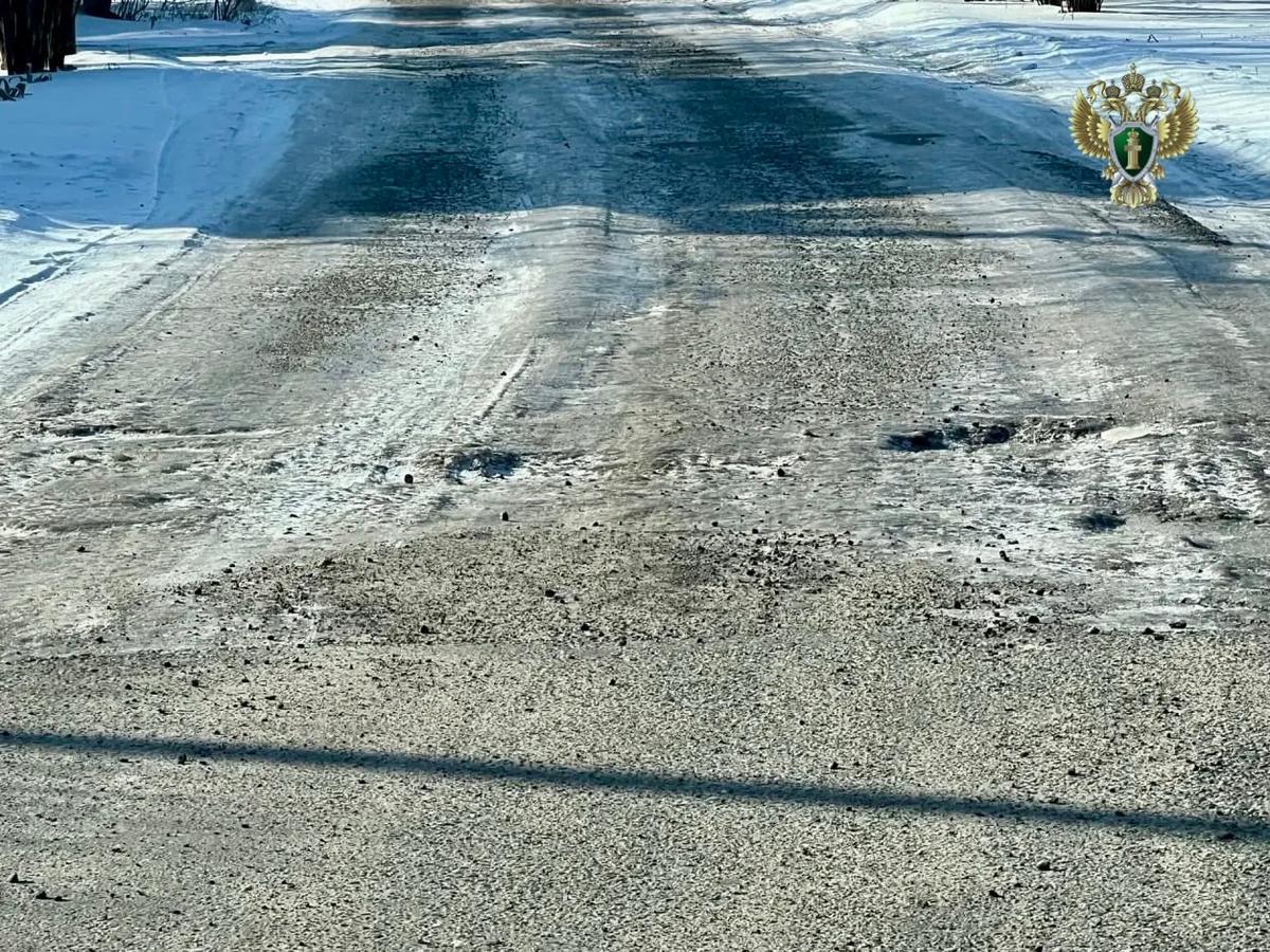 В Ипатово по требованию прокуратуры отремонтируют дорогу