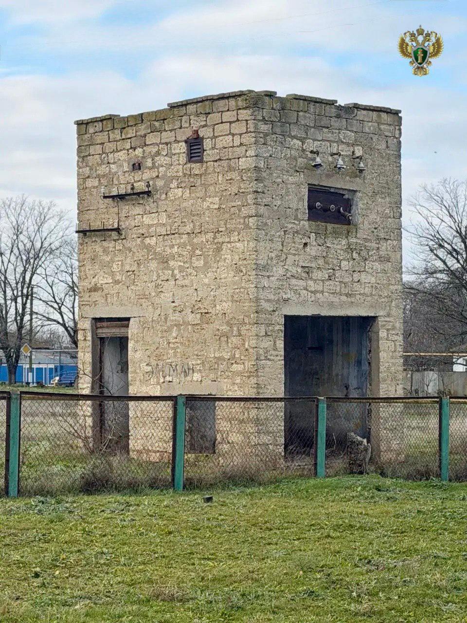 В селе Кучерла снесут заброшенную электростанцию возле детсада