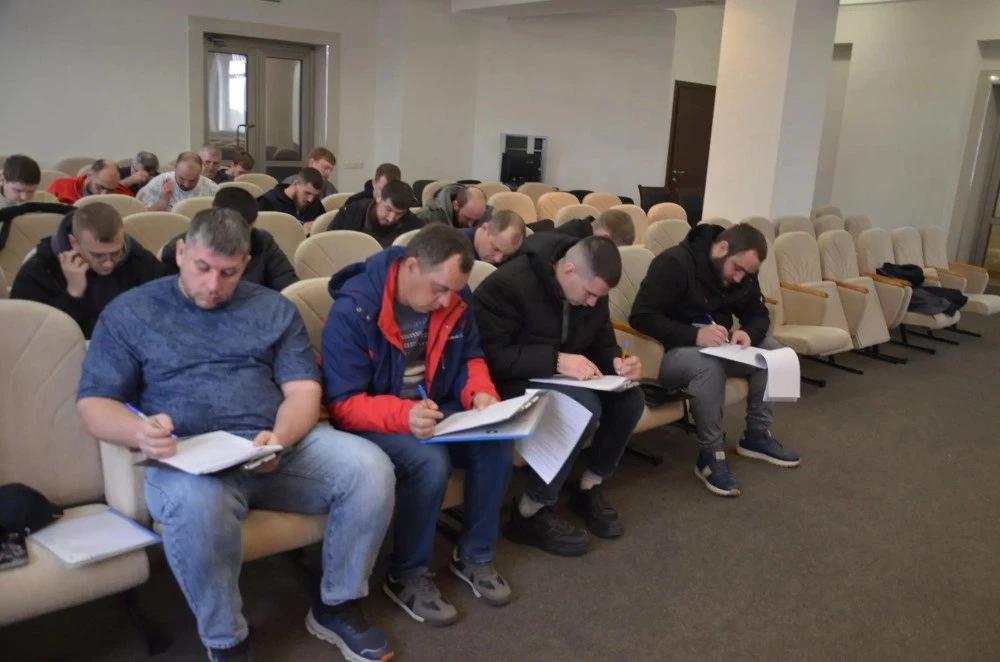 Еще 25 охотников Ставрополья подтвердили свои знания на экзамене