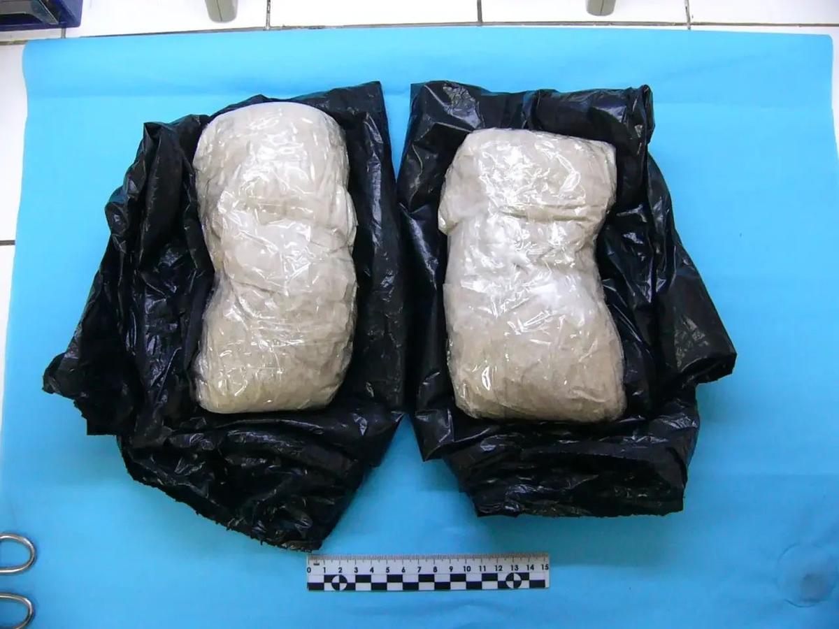 В Ставрополе москвичи хотели сбыть более 1,7 килограмма наркотика