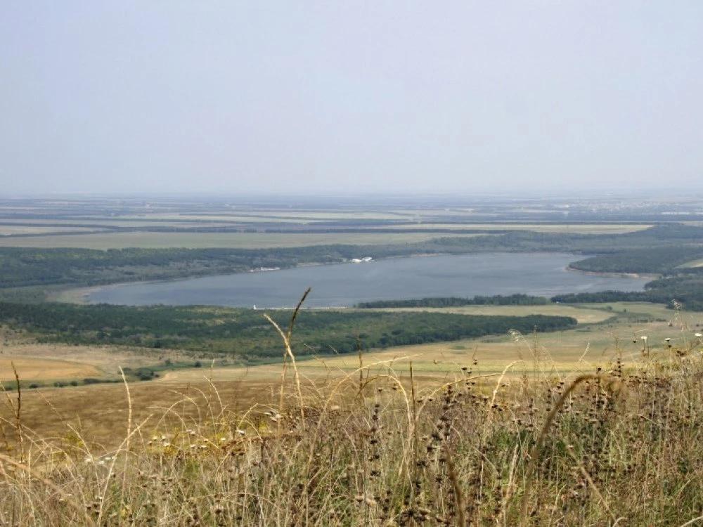 Озеро «Тамбукан» на Ставрополье взяли под федеральный контроль