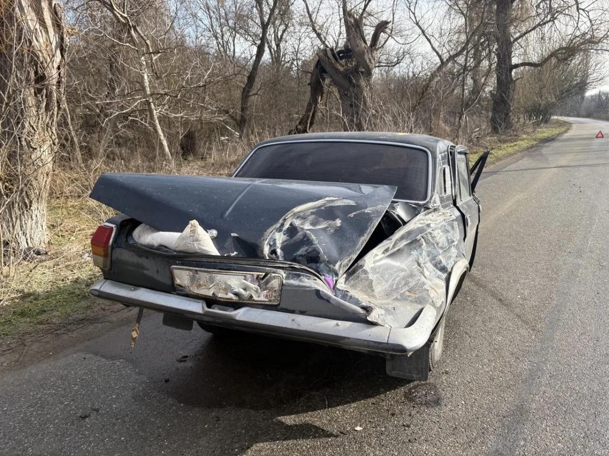 При встречном ДТП в Александровском округе травмы получил виновник