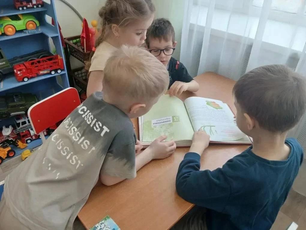 В канун Дня орнитолога в Ставрополе специалисты провели с малышами занятие