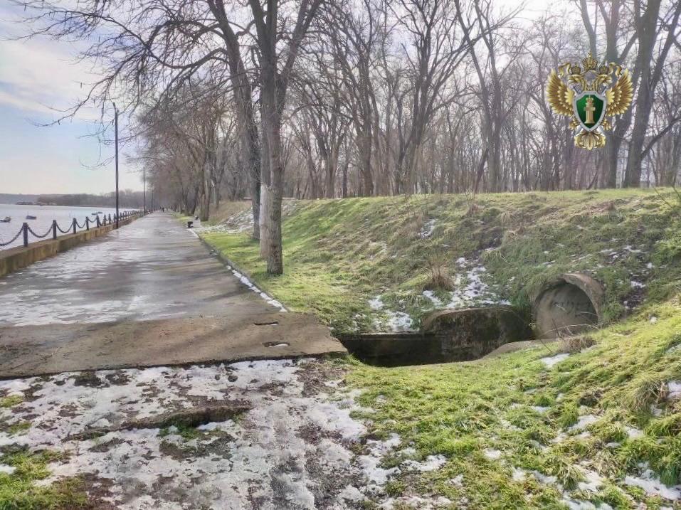 Сброс сточных вод в водохранилище на Ставрополье требует устранить прокуратура