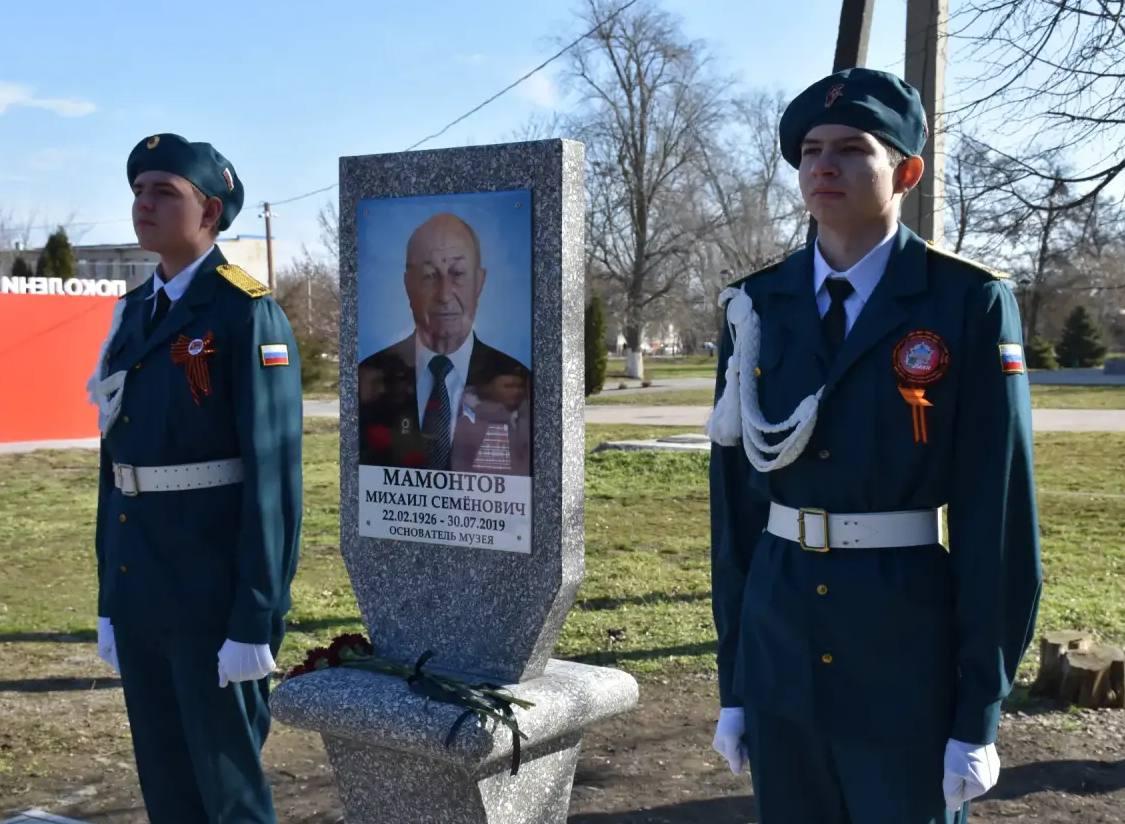 В Новоселицком округе почтили память основателя историко-краеведческого  музея