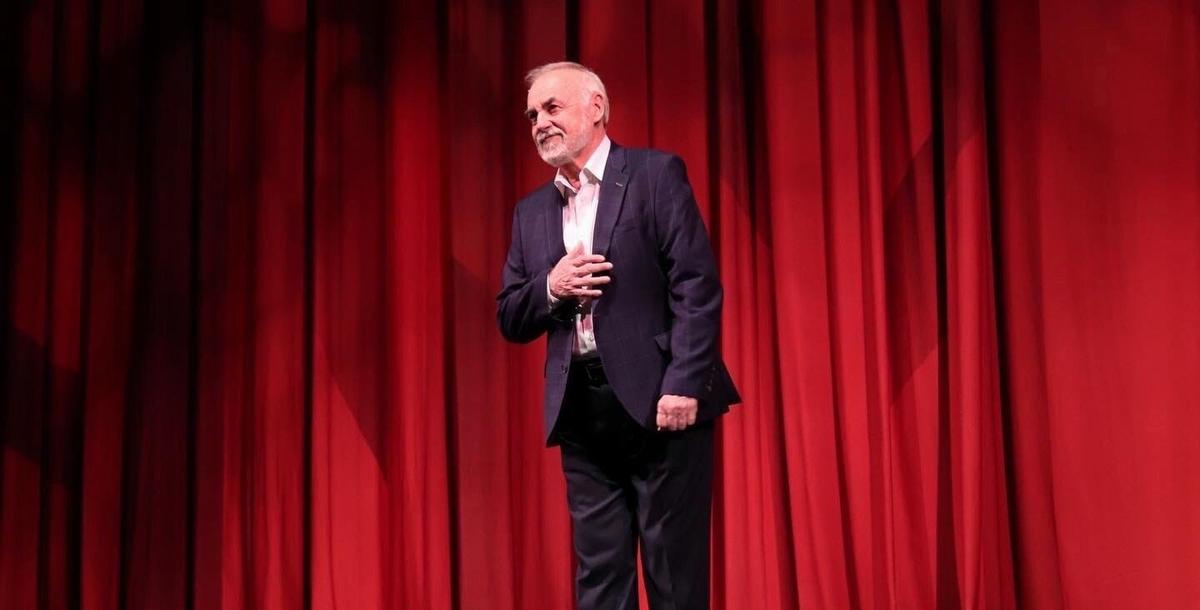 С любовью к театру