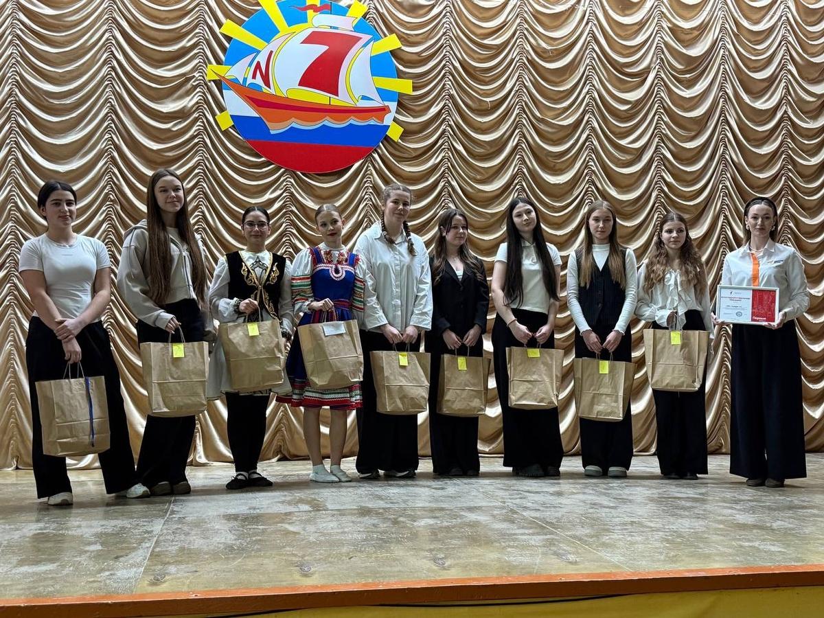 Школьники Труновского округа выиграли в регпроекте «Движения Первых»