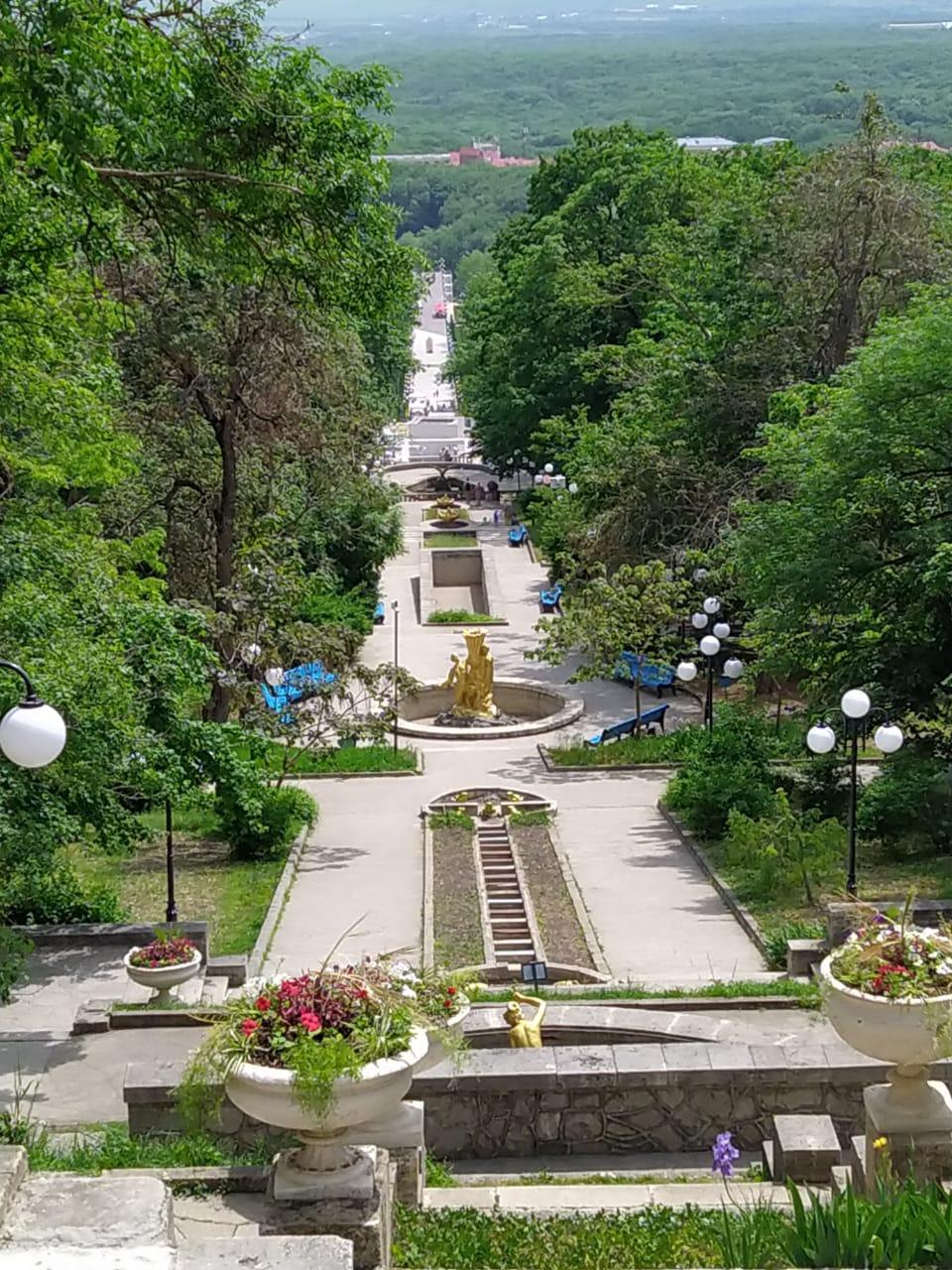 В Железноводске закрыли на ремонт каскадную лестницу