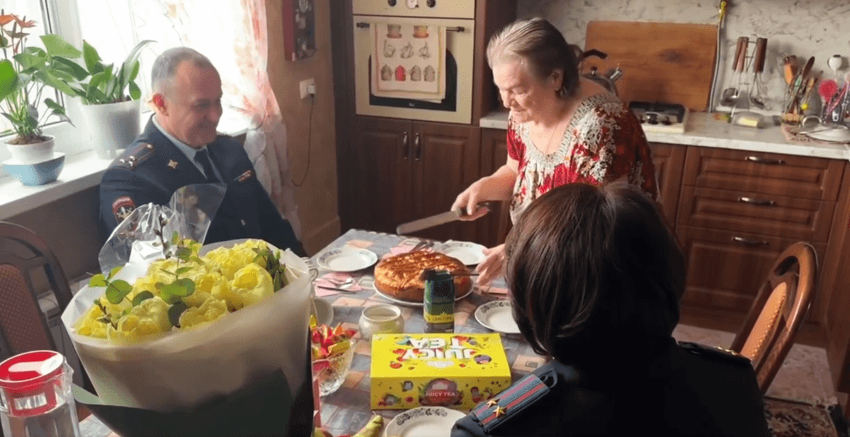 Матерей погибших сотрудников полиции Ставрополя поздравили с 8 марта