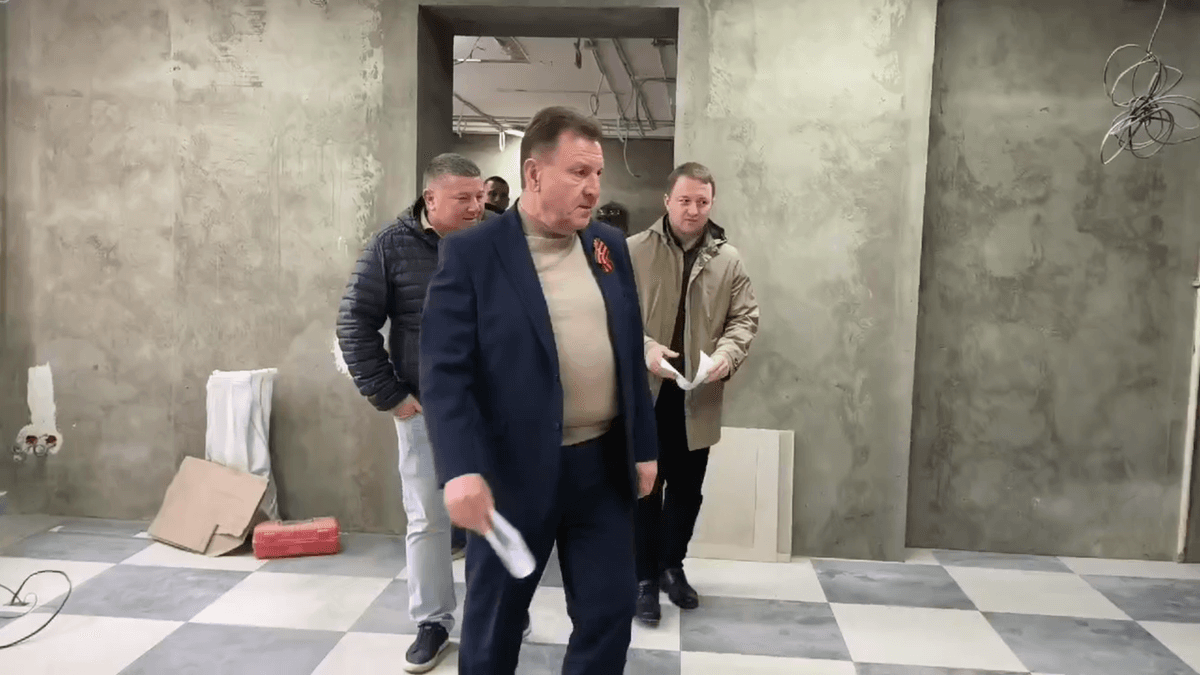 Глава Ставрополя проверил ход капремонта двух библиотек