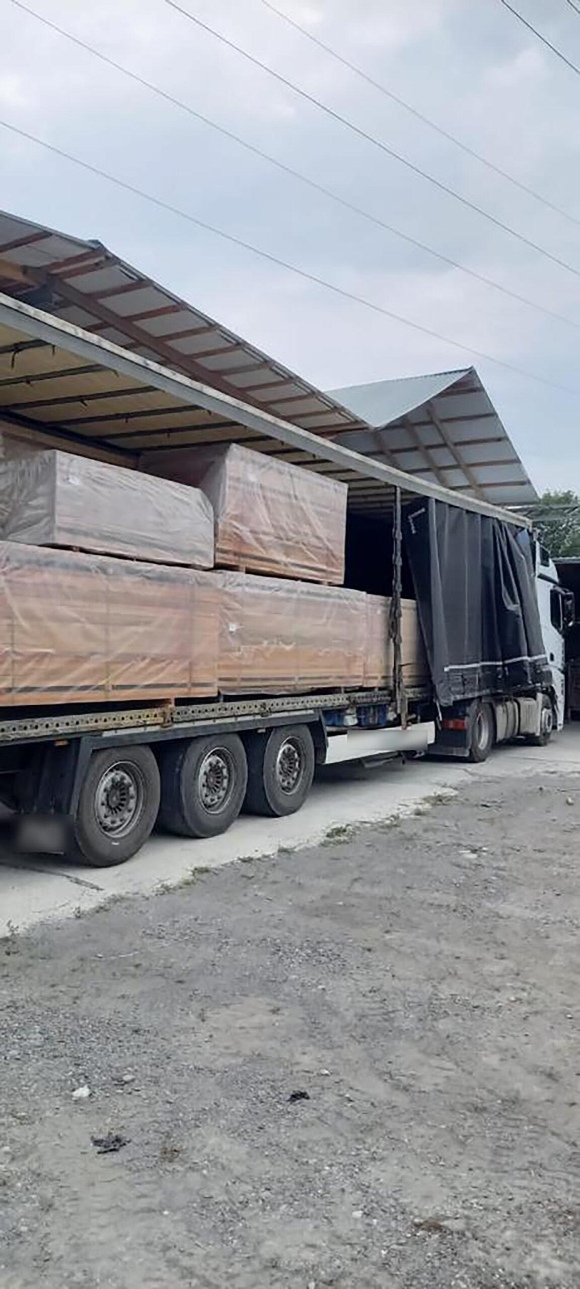 В контрабанде бревен на 6 млн рублей подозревают ставропольского предпринимателя