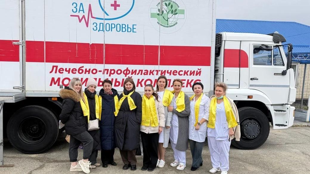 Медики провели выездной осмотр пациентов в Верхнерусском