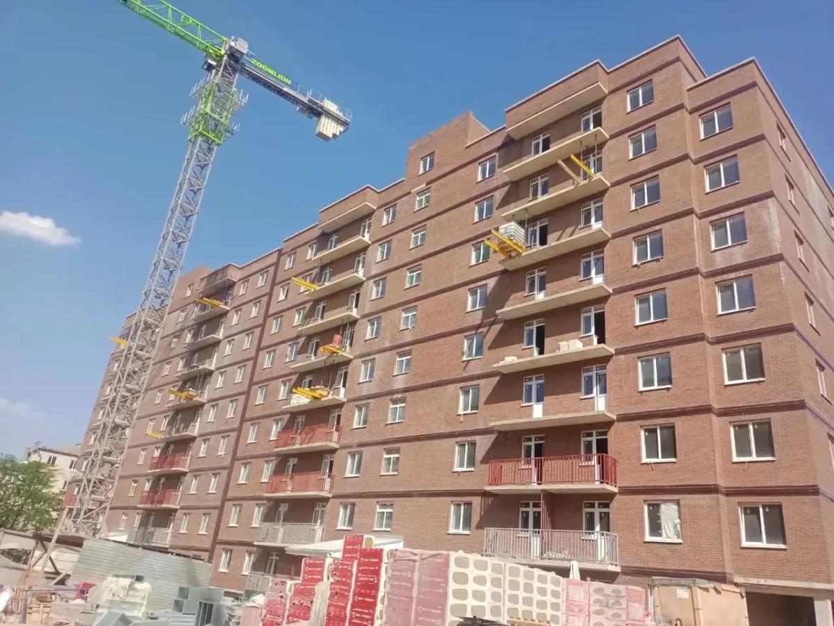 В Георгиевске на 90 % возвели 3 дома для переселения граждан из аварийного жилья