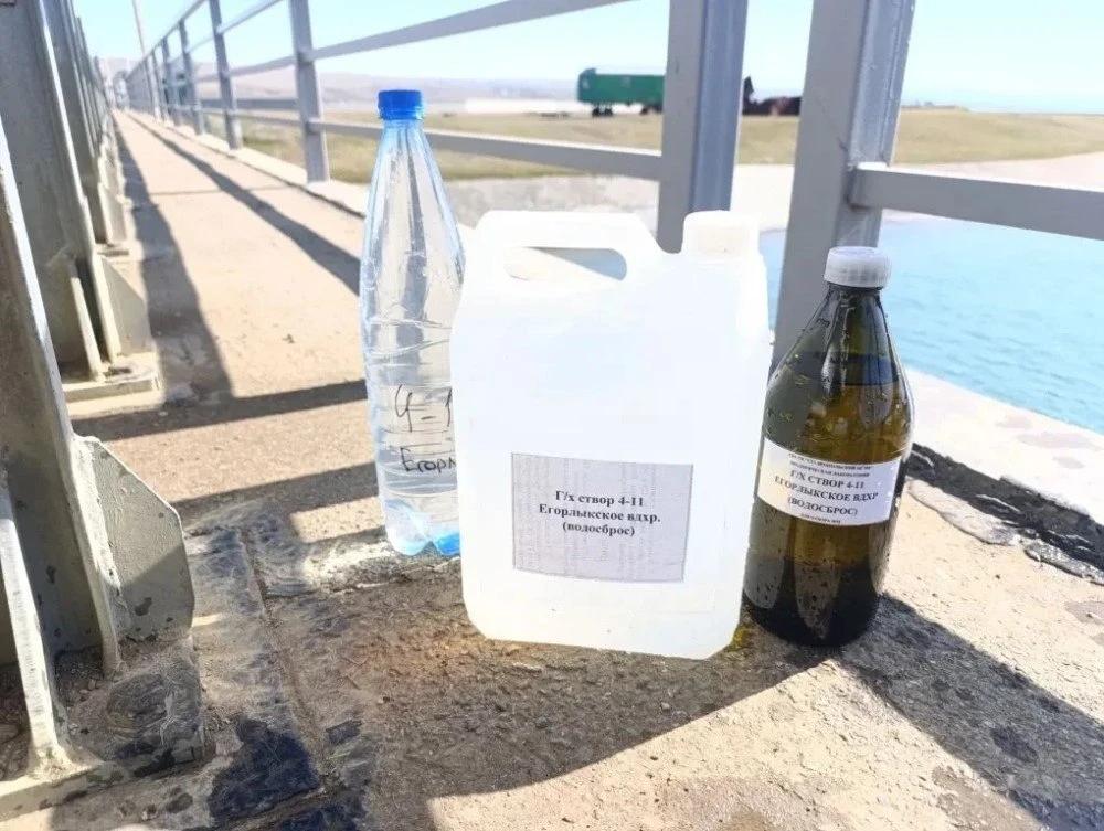 На Ставрополье экологи взяли пробы воды в реках Калаус и Егорлык