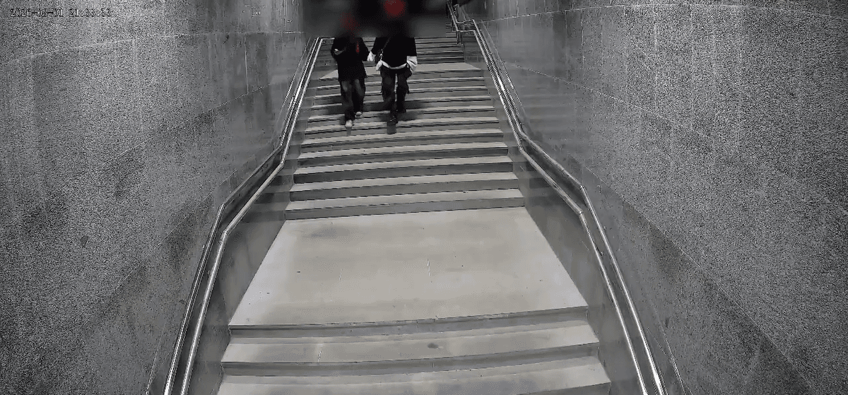 В обновленном подземном переходе в Ставрополе сломали две камеры видеонаблюдения