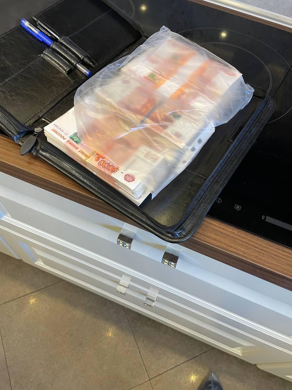 На Ставрополье из-за коррупции три представителя фемиды лишены полномочий