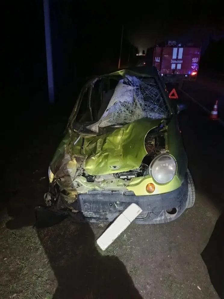 На Ставрополье водитель малолитражки протаранил табун лошадей