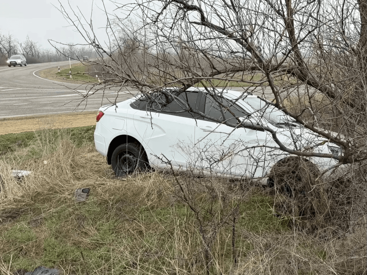 Начинающий водитель допустил ДТП с двумя пострадавшими в Кочубеевском округе