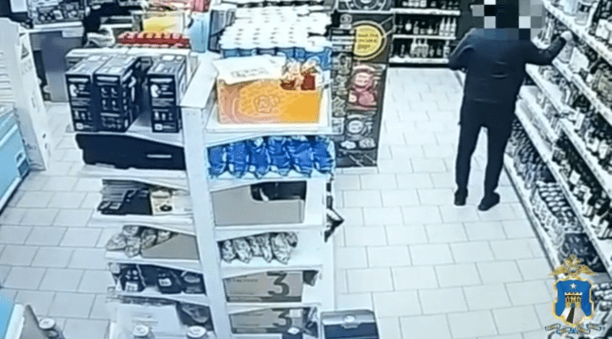Ранее судимый житель Невинномысска украл из магазина алкоголь