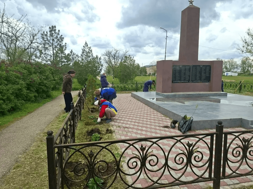 В селе Арзгирского округа появился новый Сад памяти