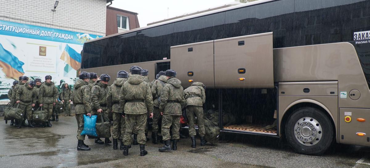 Призывников в горячие точки не отправят