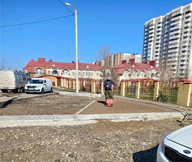 Парковка и пешеходная зона появятся возле нового корпуса школы №39 в Ставрополе