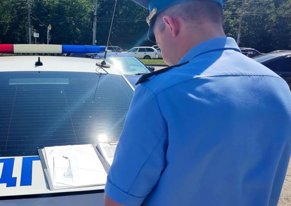 Железноводчанин вернул права в Госавтоинспекцию после беседы с приставами