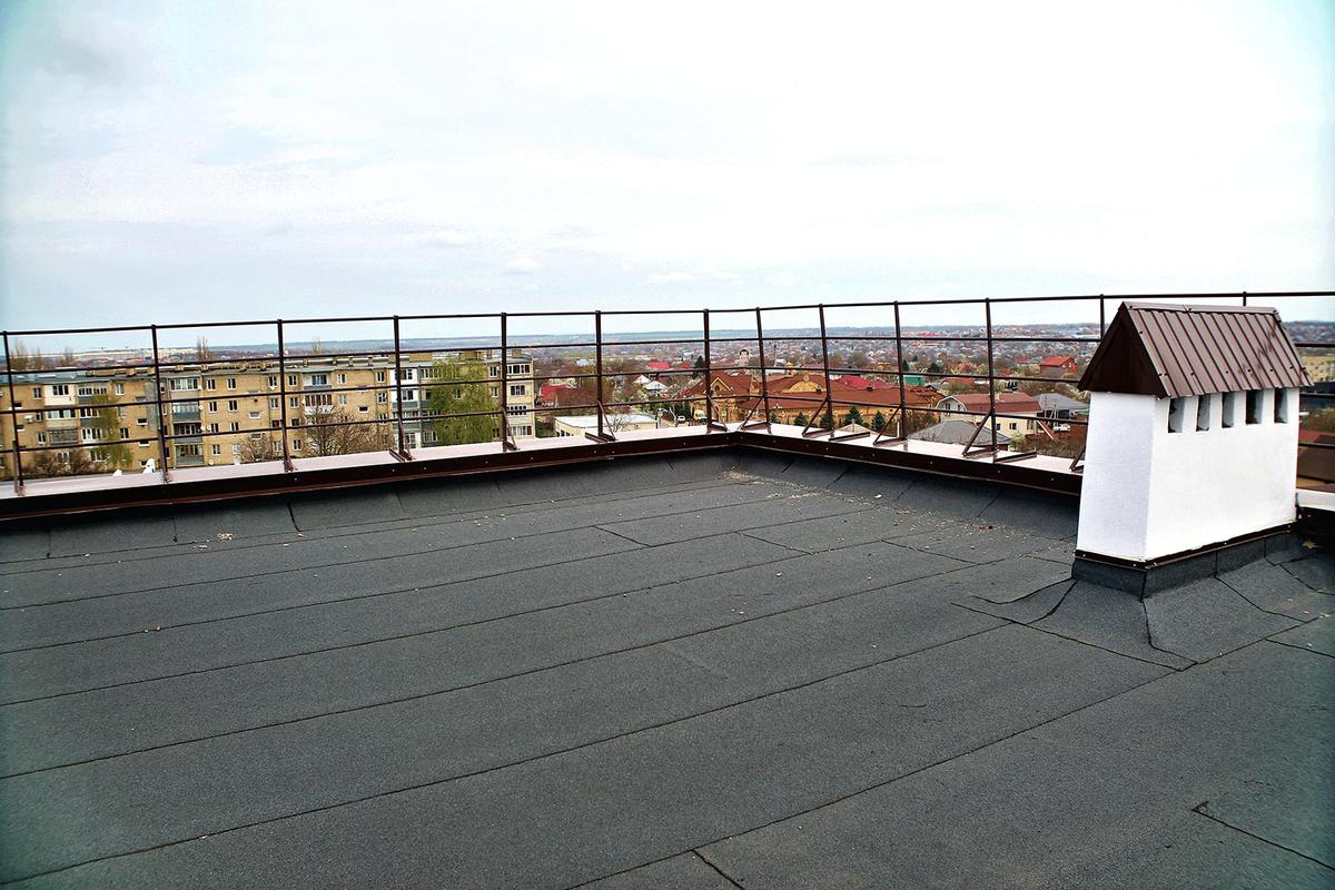 В Невинномысске капитально отремонтировали крышу МКД