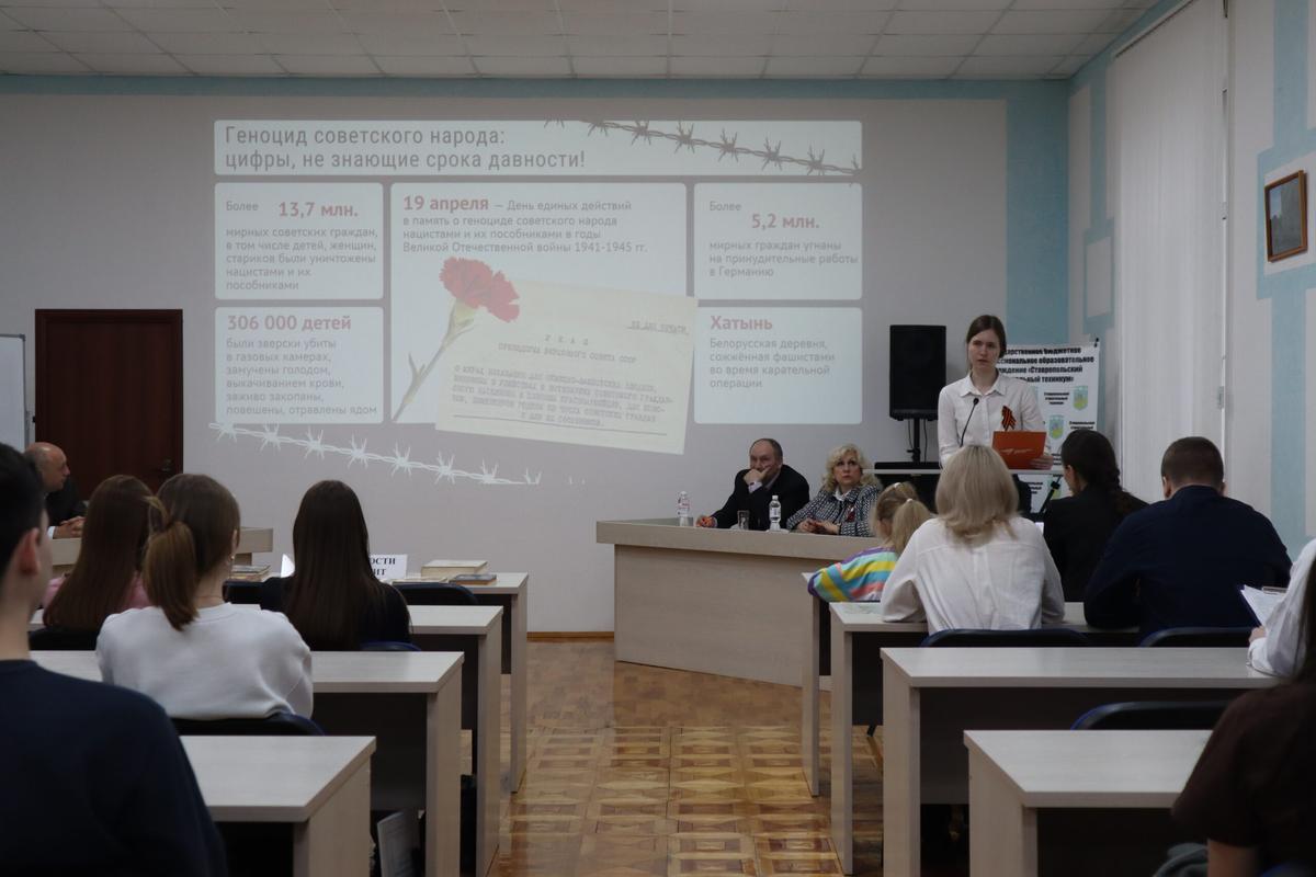 Сроку давности не подлежит