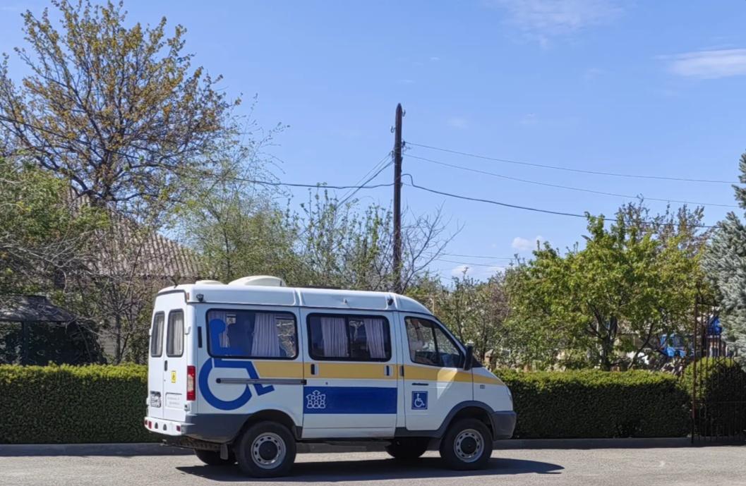 Пенсионеров из сел Ипатовского округа бесплатно отвозят на диспансеризацию