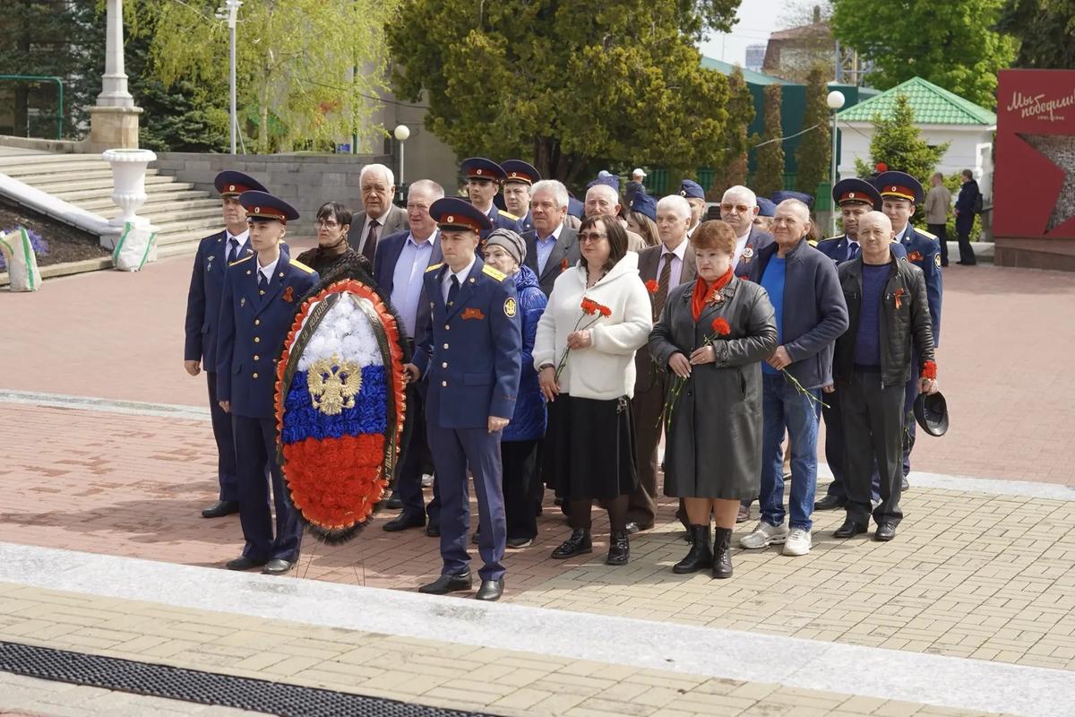 В Ставрополе сотрудники и ветераны УИС региона почтили память защитников